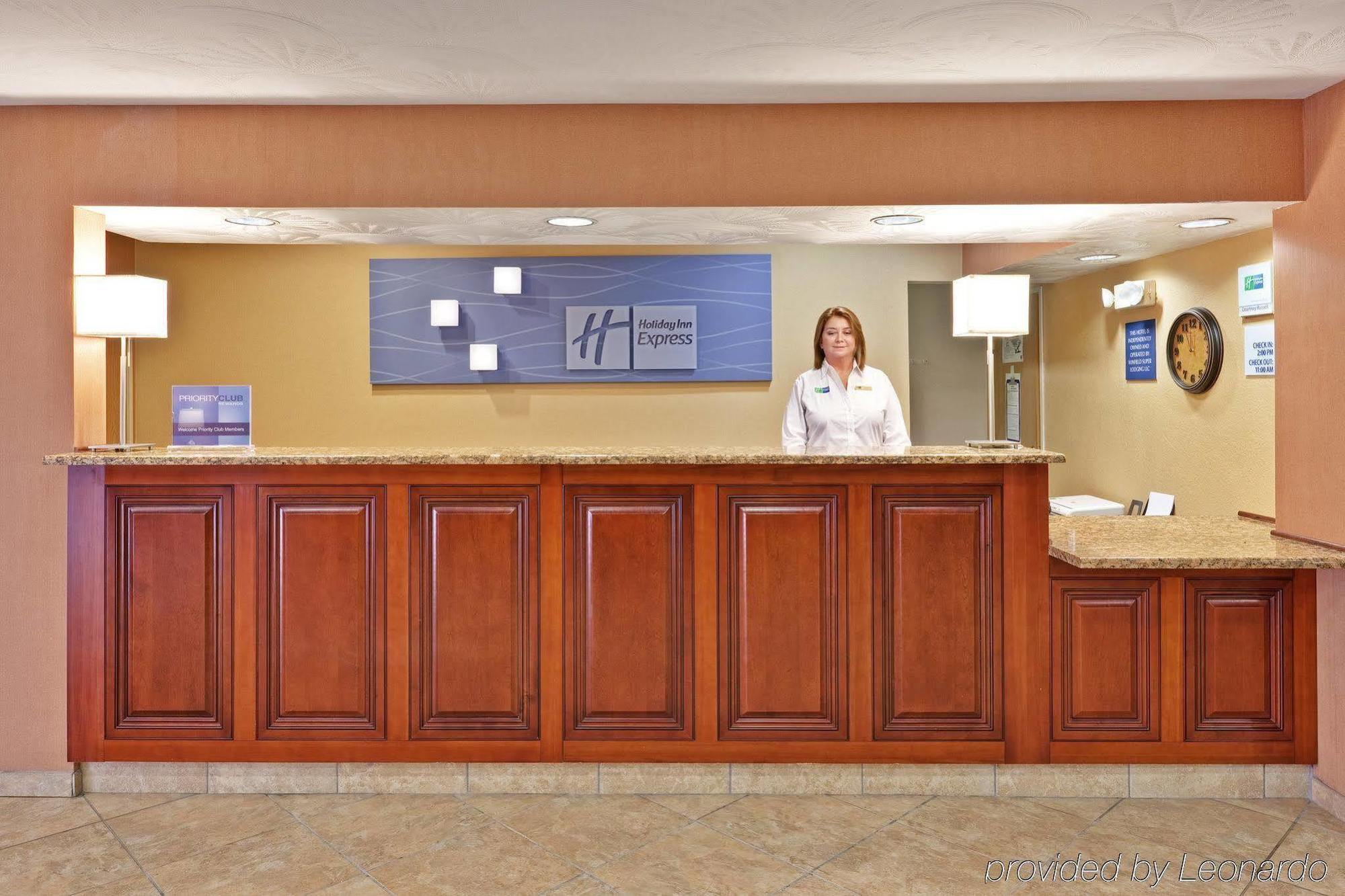 Holiday Inn Express Winfield - Teays Valley Hurricane Interior photo