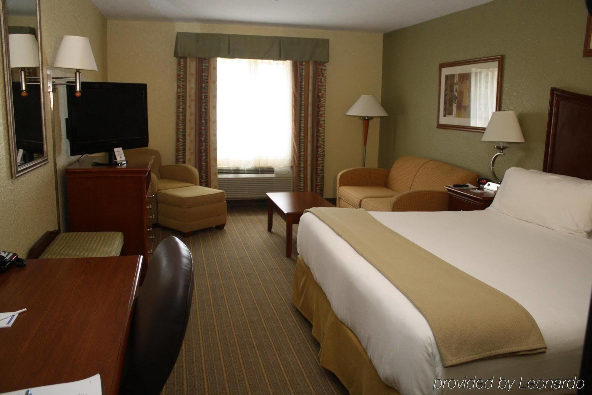 Holiday Inn Express Winfield - Teays Valley Hurricane Exterior photo